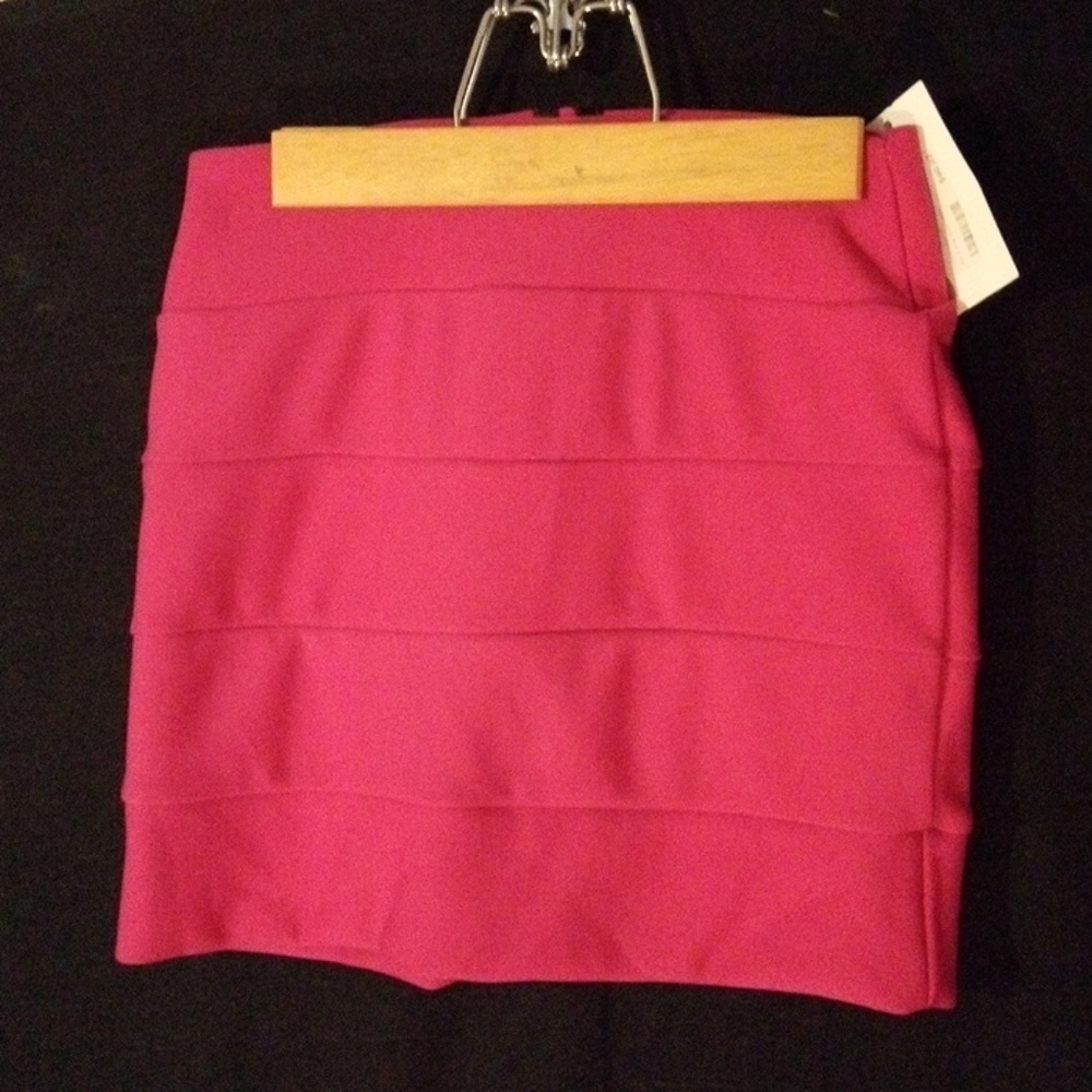 Pink zip back mini skirt